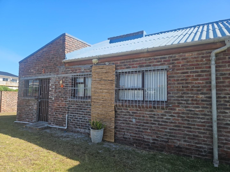 3 Bedroom Property for Sale in Pearly Beach Western Cape